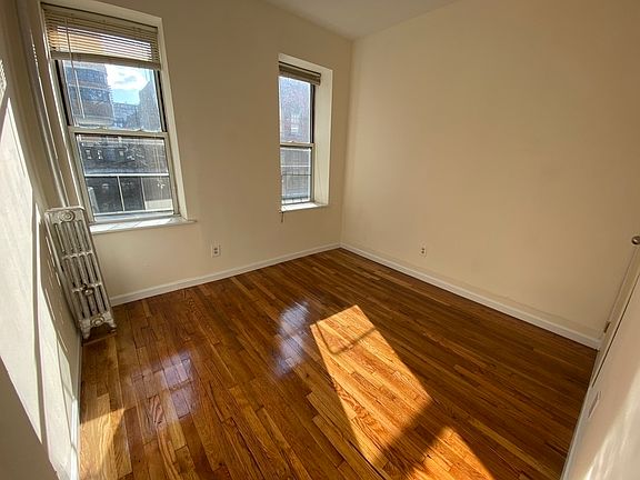3rd image of 173 E 91st St #44E