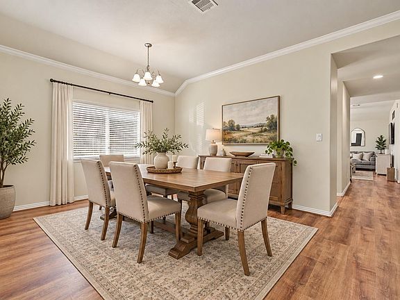 3rd image of 2209 Maple Point Dr N