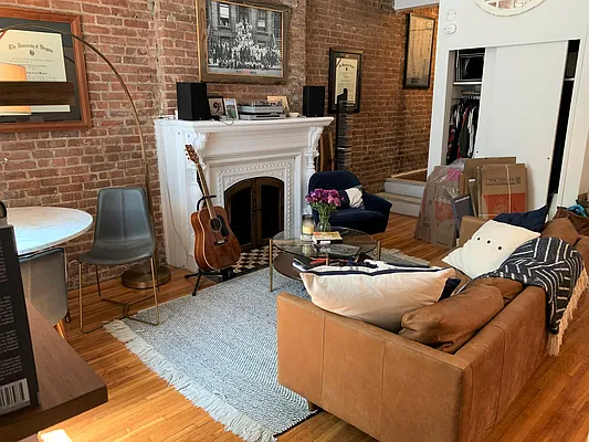 Rented by Corcoran | media 2