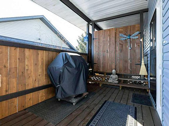 4th image of 5020 61 Avenue Close