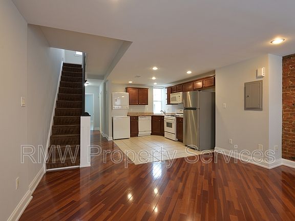 2nd image of 1422 Jackson St Floor 2