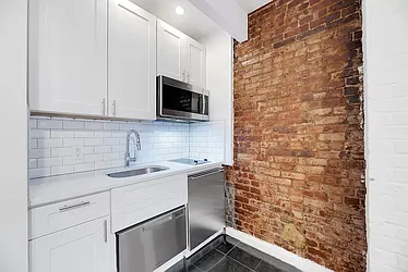 Rented by REAL New York