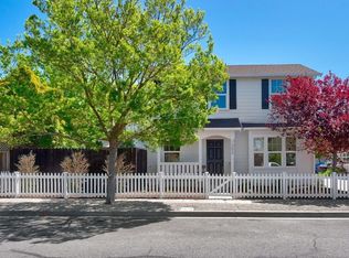 1352 Pueblo Ave, Sonoma, CA 95476