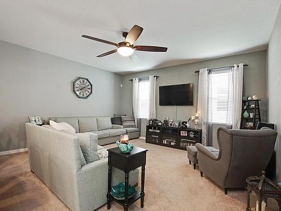 5th image of 2802 Lantern Hill Ave