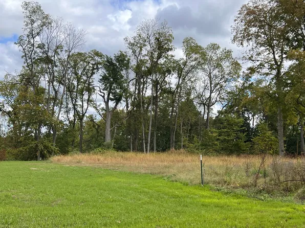 124 Walnut St, Jonesville, MI 49250