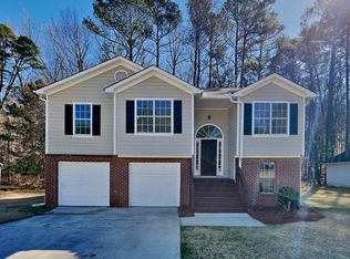 7021 Hillcrest Chase Ln, Austell, GA 30168