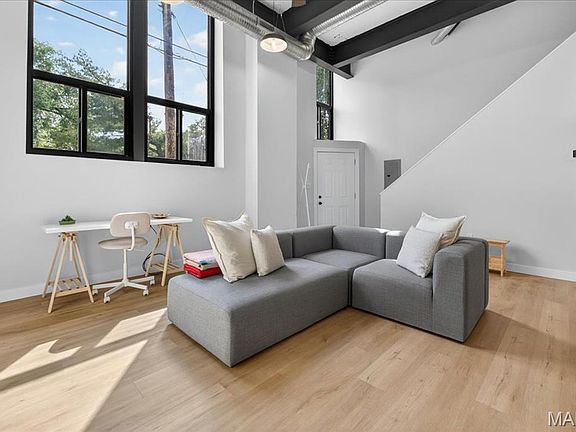 4th image of 1523 S 10th St APT 105