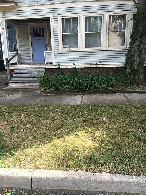 1st image of 605 S Park St