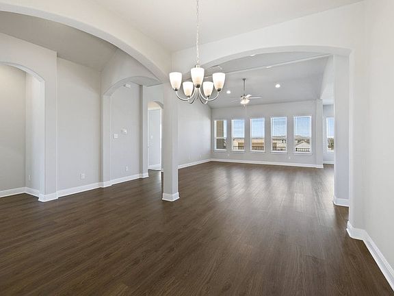 4th image of 3413 Walkaloosa Way
