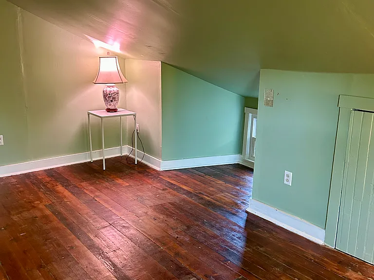 841 Phillips School Rd #1 — Photo 20
