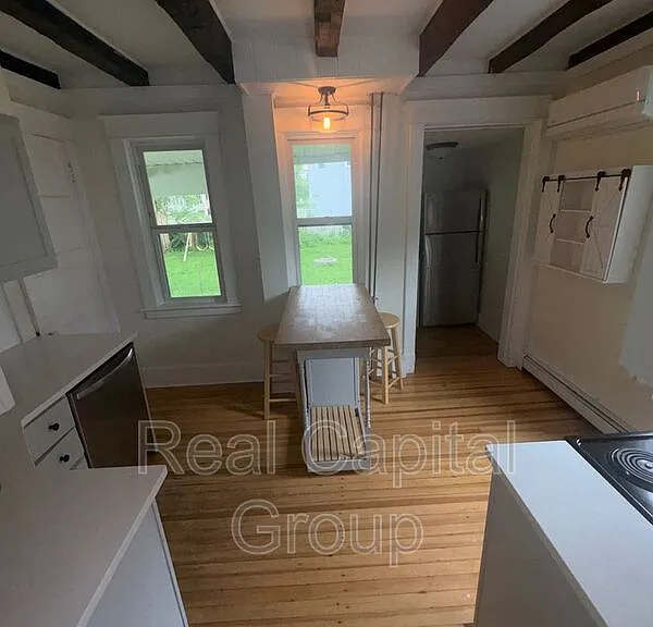 376 Kenwood Ave — Photo 27