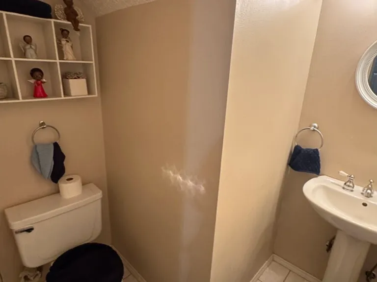 912 Haverstraw Pl — Photo 14