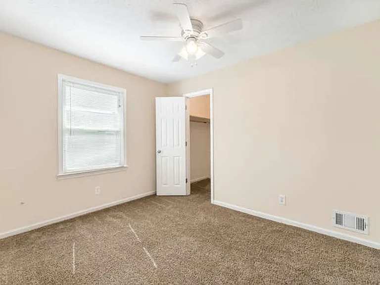 Oxford Village Townhomes — Photo 12