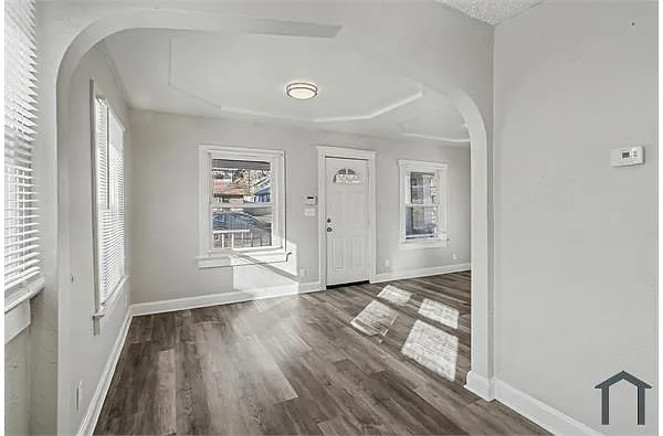 Building Photo - 5713 Brooklyn Ave