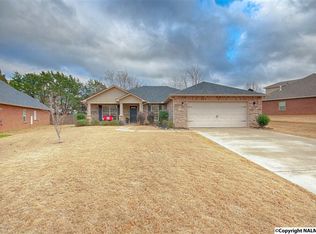 215 Somer Bridge Dr, Huntsville, AL 35811