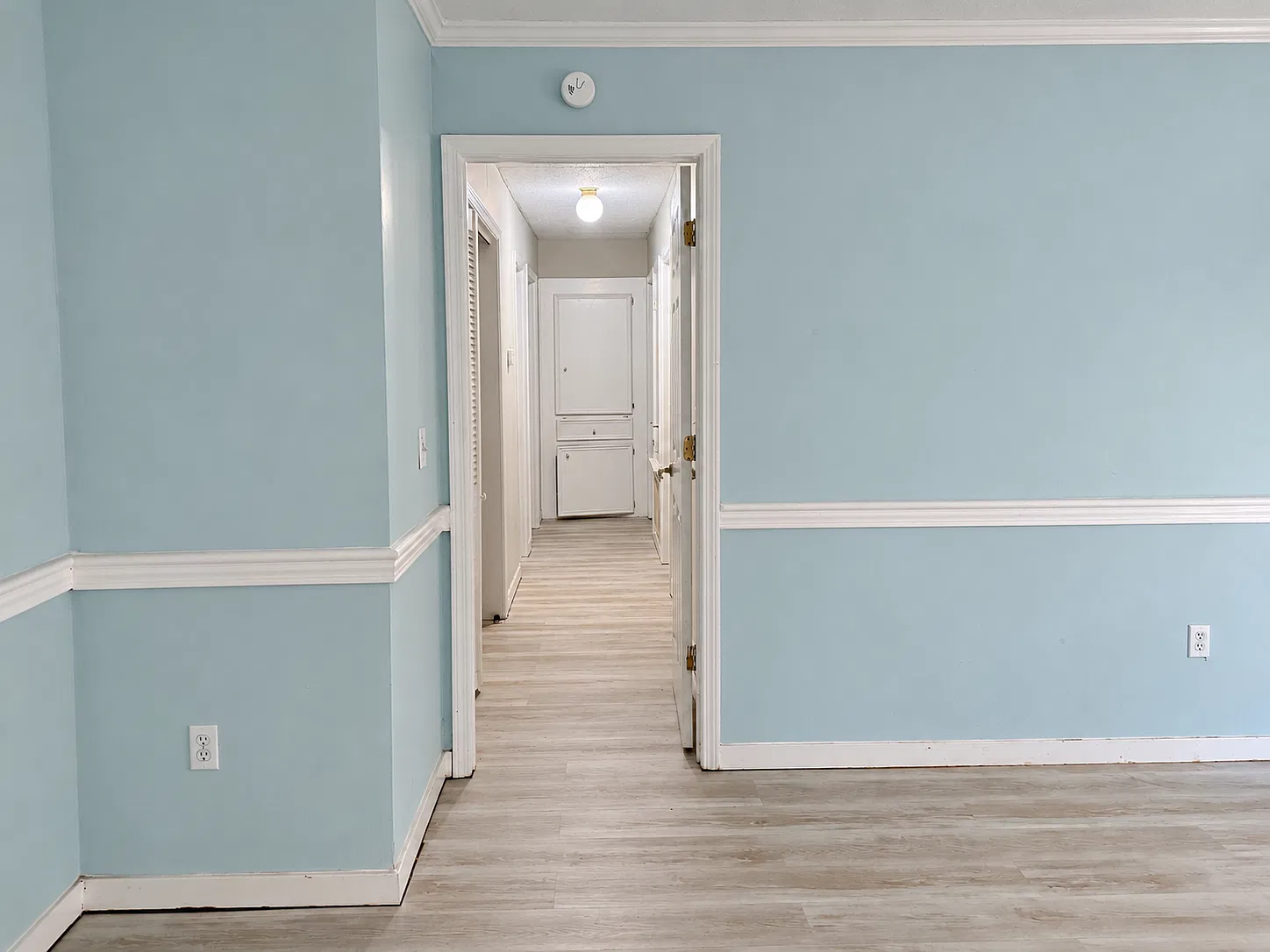 3 bed, 1379 sqft, $1,700 — Photo 3