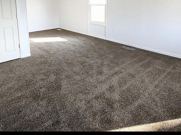 3rd image of 399 Cedarwood Ct