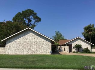 1398 Oakley Dr, Baton Rouge, LA 70806