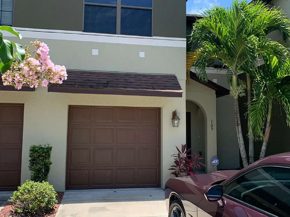 1345 Lara Cir #105