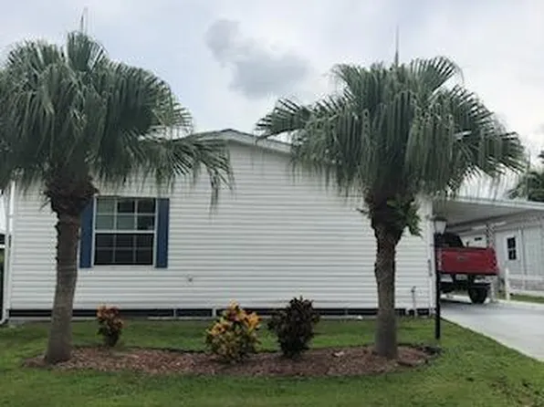 8579 Gallberry Circle, Port St Lucie, FL 34952