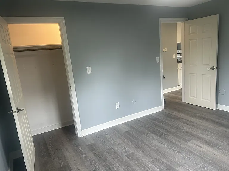 330 Mechanic St — Photo 5
