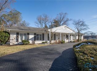 2708 Pembroke Rd, Toledo, OH 43606