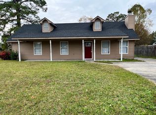 1040 Varnedoe St, Hinesville, GA 31313