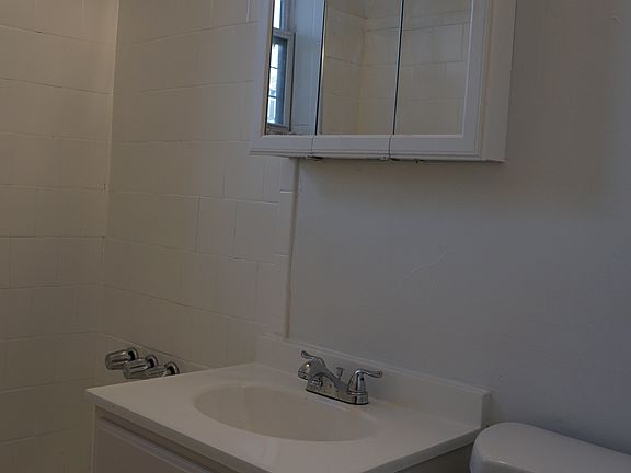4th image of 388 Park Ave #2