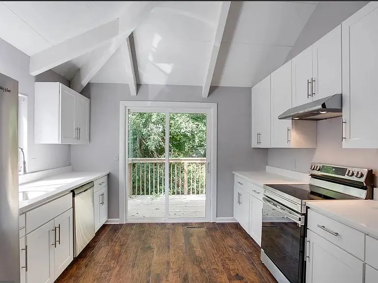 982 Golden West Way — Photo 12