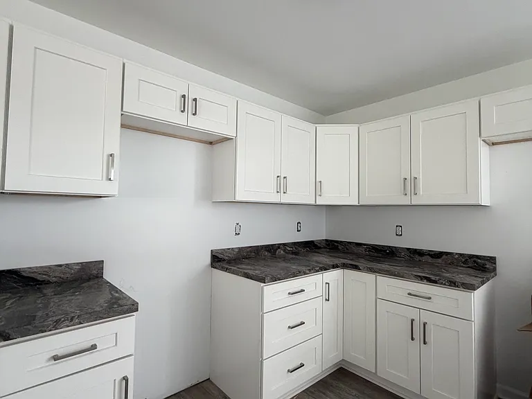 121 Westover Dr — Photo 11