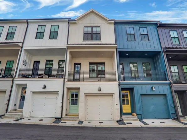 158 Chestnut Cir, Atlanta, GA 30342