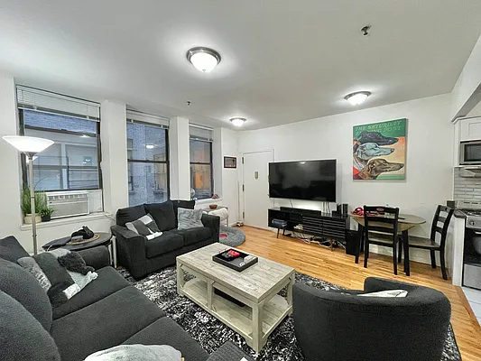 Rented by Oxford Property Group | media 1