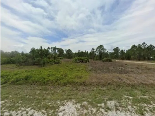 1233 Galileo St E, Lehigh Acres, FL 33974