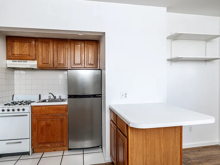 4200 Grand Ave — Photo 31