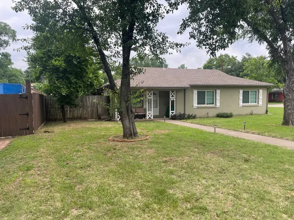 613 Schieme St, River Oaks, TX 76114