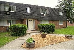 2nd image of 1045 Todd Farm Dr APT 3