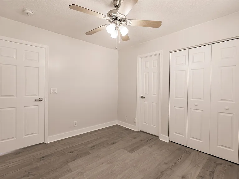 6292 NW 40th Ave — Photo 24