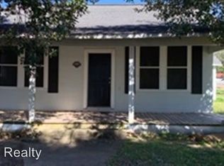 1605 7th St, Bay City, TX 77414