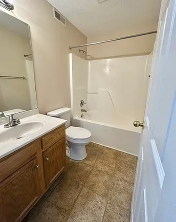 1039 Stonecrest Ct #A — Photo 8