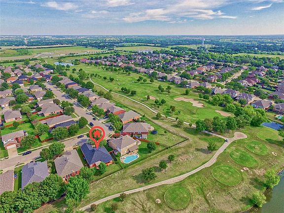 4th image of 10614 Woodlands Trl