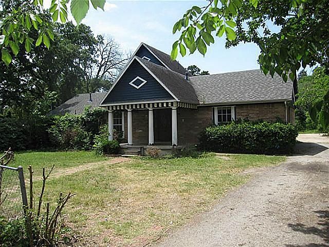 1st image of 9514 Circlewood Dr