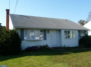 11 Constance Dr, Hamilton, NJ 08620