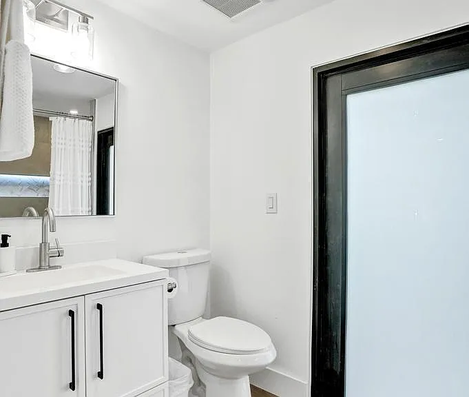1001 SE 13th Ct — Photo 14