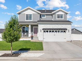 1084 S 4090 W, Syracuse, UT 84075