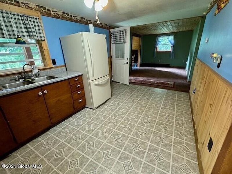 5th image of 11 Edwards Way