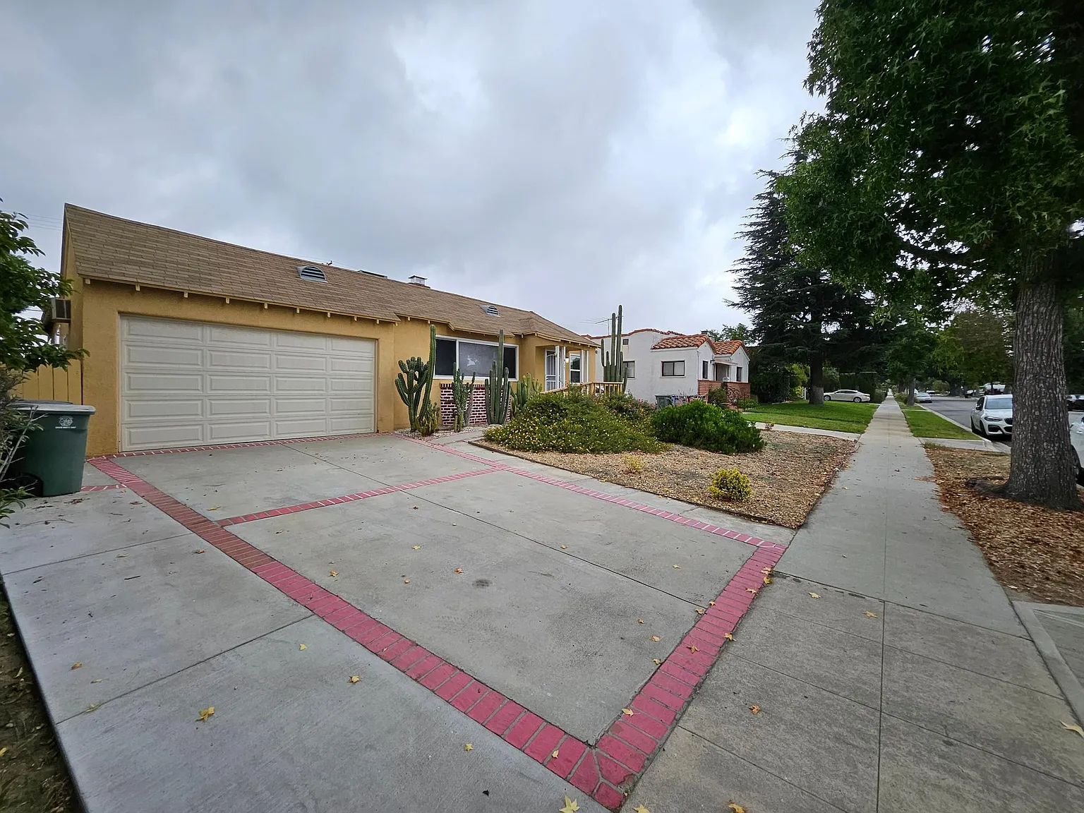 3 bed, $4,800 — Photo 3