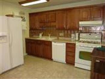 5th image of 6441 Glenmont Dr