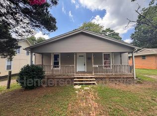 1022 5th St, Statesville, NC 28677