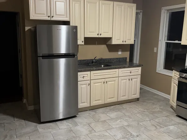 246 1st Ave Floor 2, West Haven, CT 06516