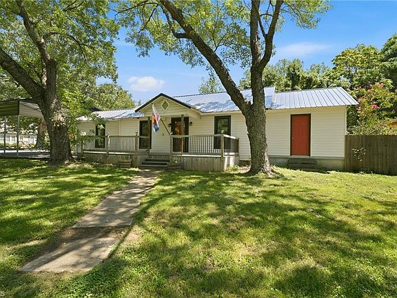 4th image of 6667 Doral Dr